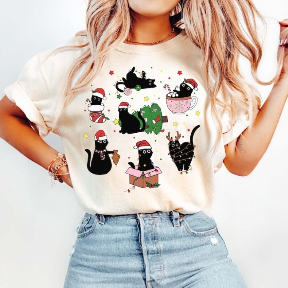 Christmas Funny Cat Shirt, Meowy Christmas Graphics T-shirt